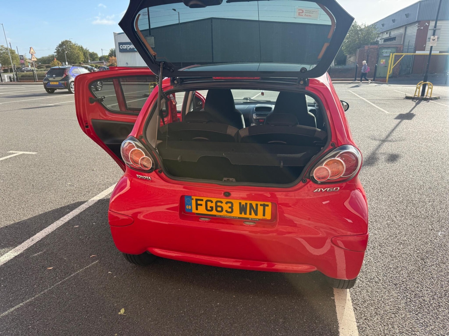 Used Toyota AYGO 2014 for sale - 76179371: Photo 10