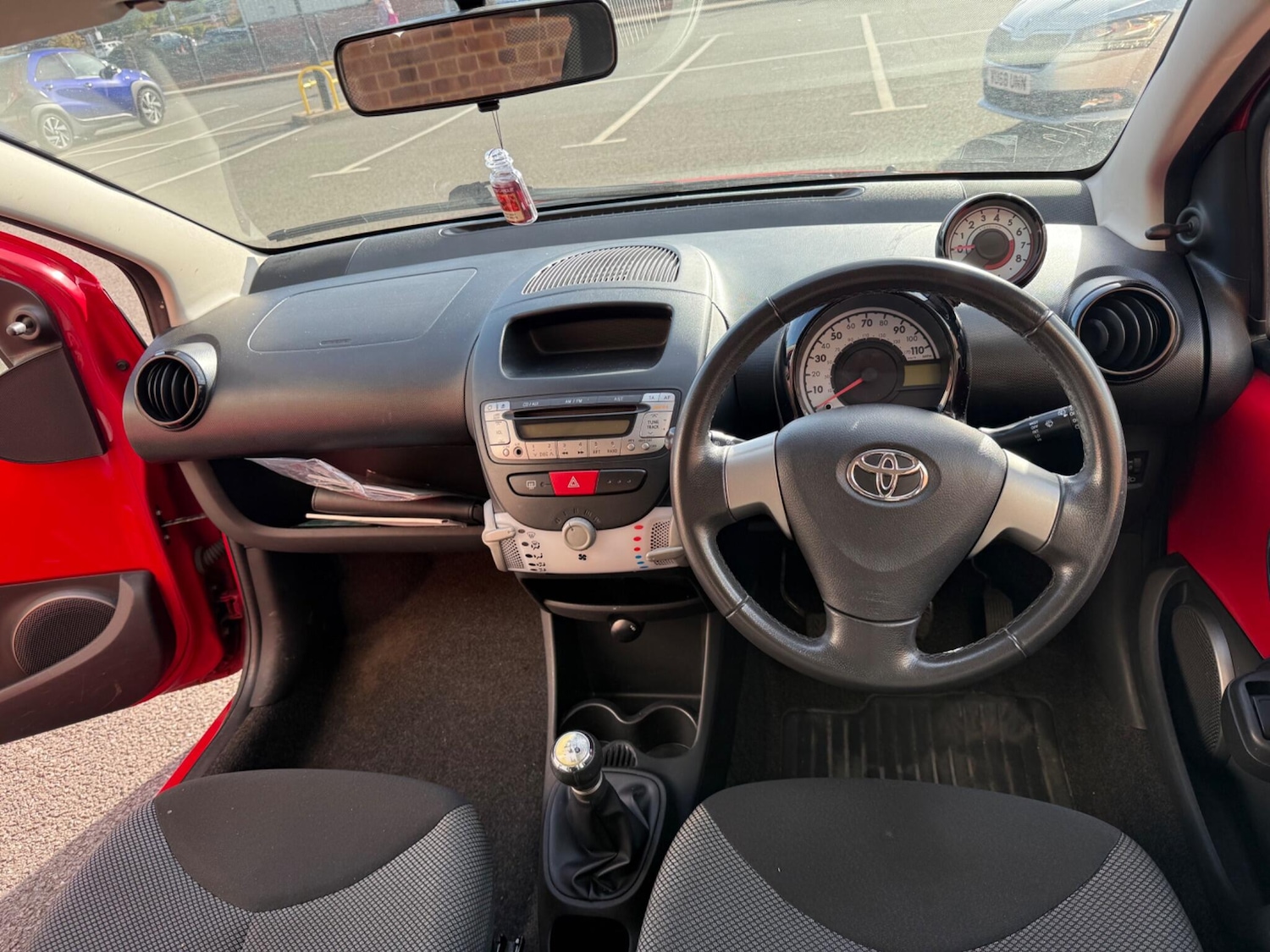 Used Toyota AYGO 2014 for sale - 76179371: Photo 16