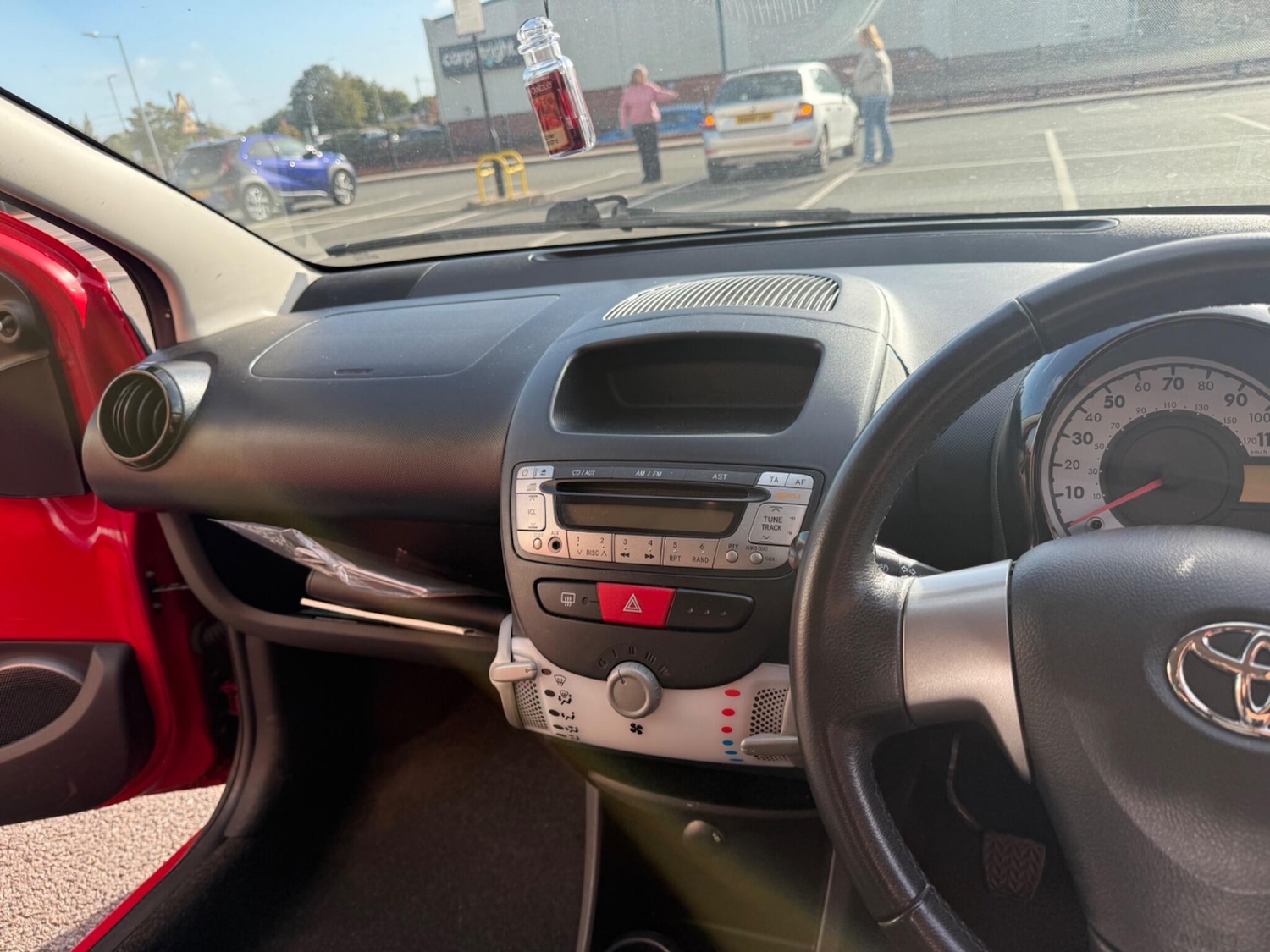 Used Toyota AYGO 2014 for sale - 76179371: Photo 17