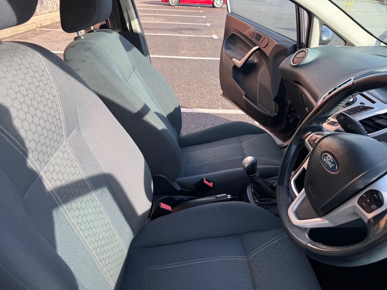 Used Ford Fiesta 2010 for sale - 76485393: Photo 14