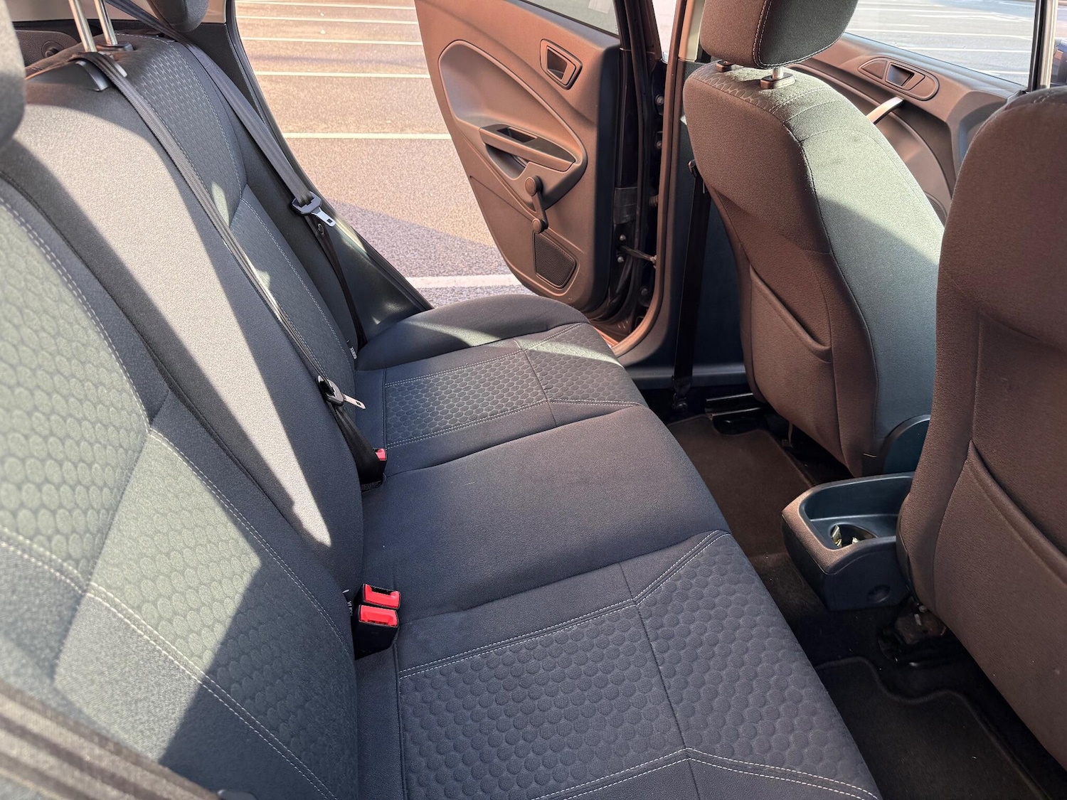 Used Ford Fiesta 2010 for sale - 76485393: Photo 16