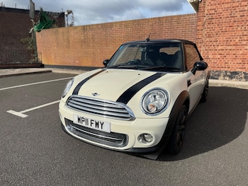 Used MINI Convertible 2011 for sale - 76572463: Photo
