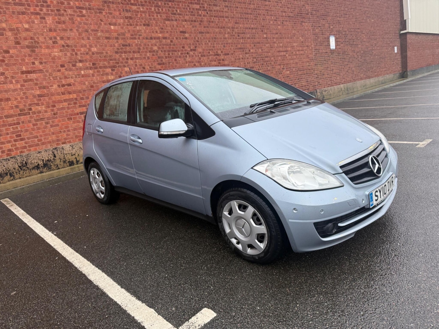 Used Mercedes-Benz A-Class 2010 for sale - 77454846: Photo 5