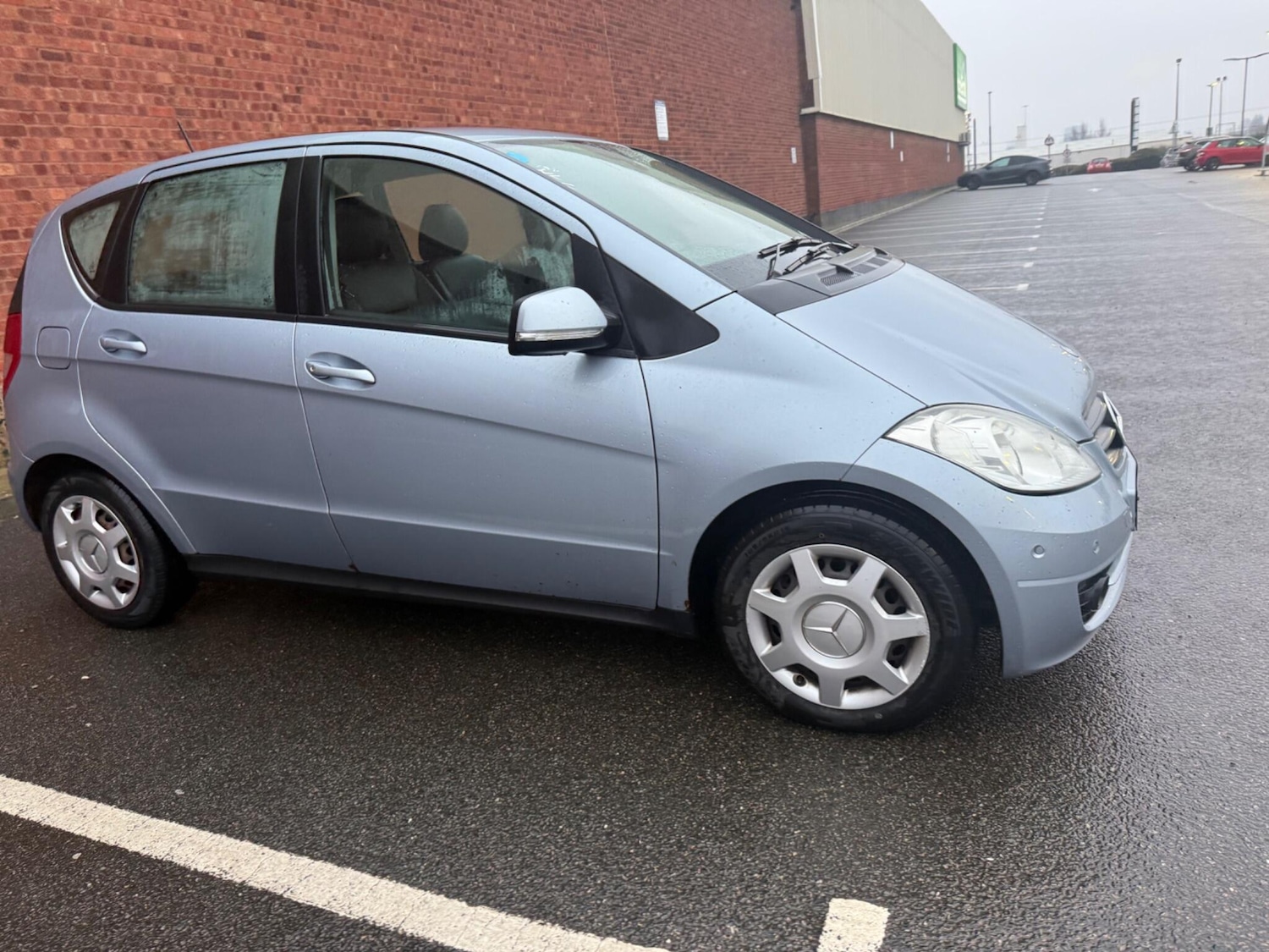 Used Mercedes-Benz A-Class 2010 for sale - 77454846: Photo 6