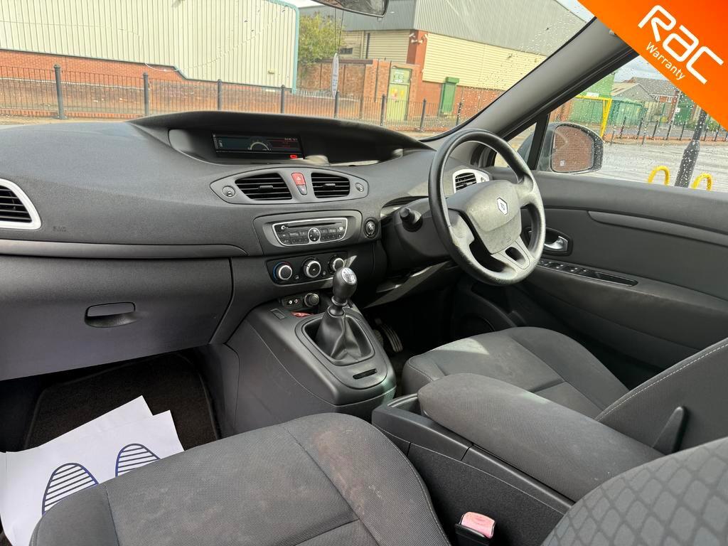 Renault Scenic (59) - 1.5 dCi Expression Euro 4 5dr - Image 15