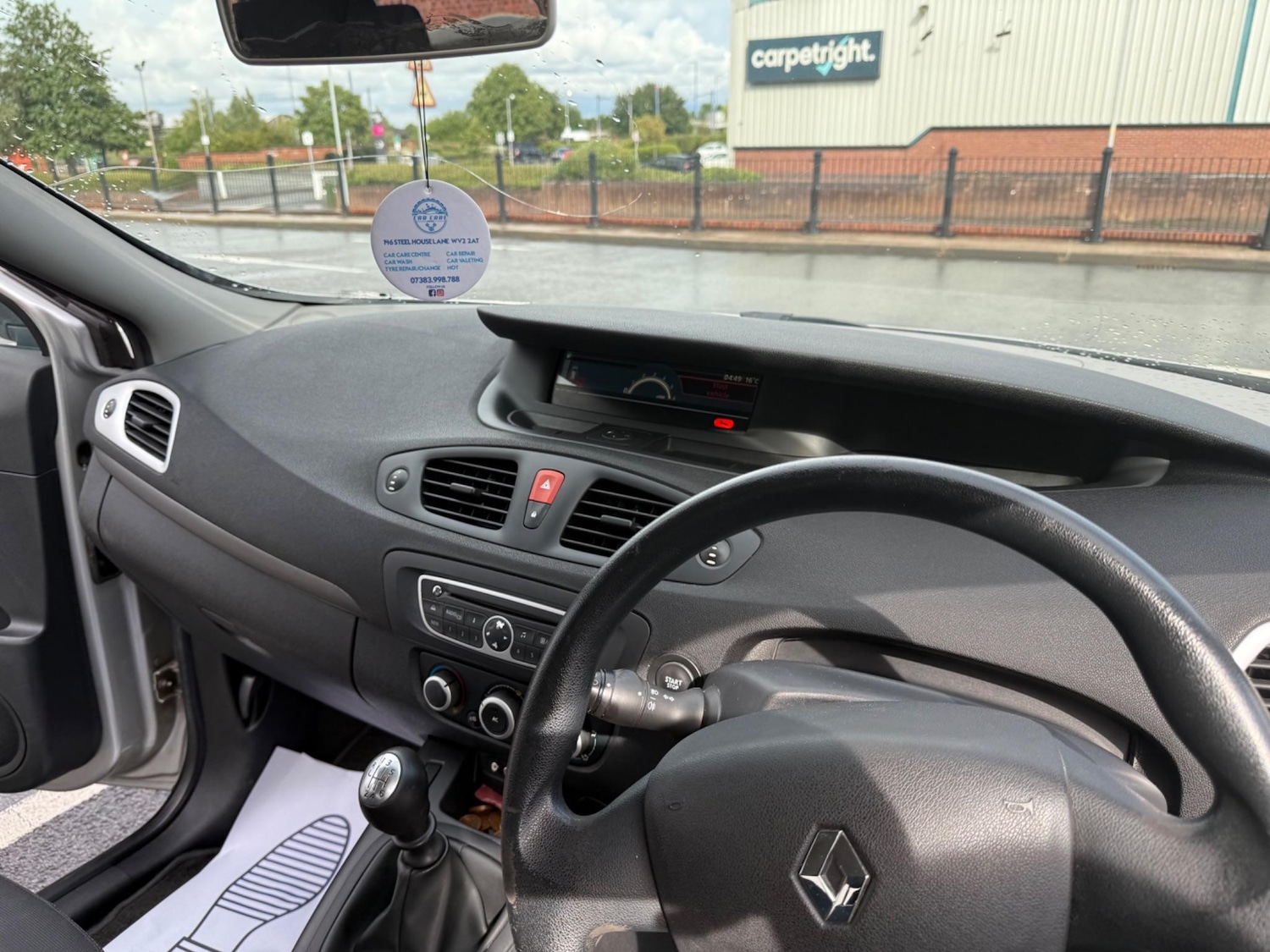 Renault Scenic (59) - 1.5 dCi Expression Euro 4 5dr - Image 18