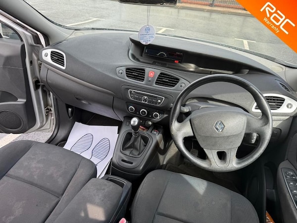 Used Renault Scenic 2009 for sale - 75327119: Photo 18