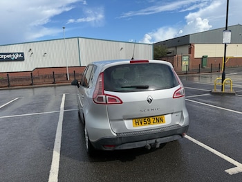 Used Renault Scenic 2009 for sale - 75327119: Photo