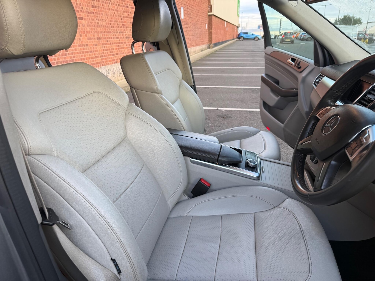 Used Mercedes-Benz M Class 2013 for sale - 76942451: Photo 21