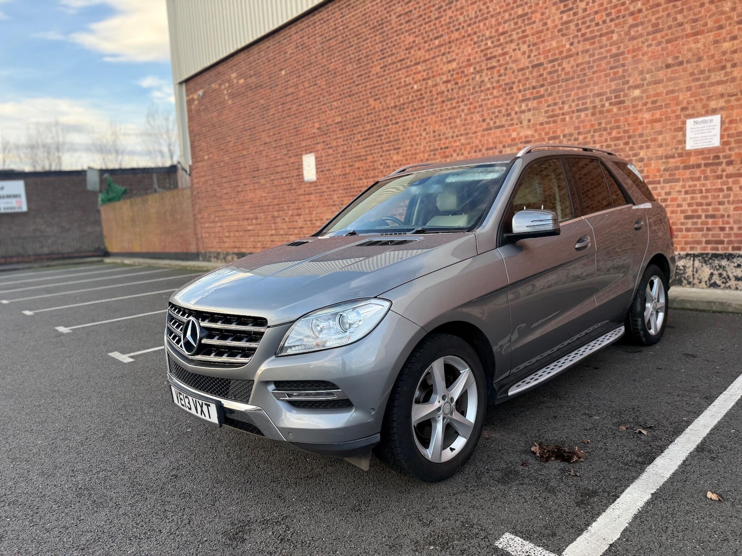 Used Mercedes-Benz M Class 2013 for sale - 76942451: Photo 3