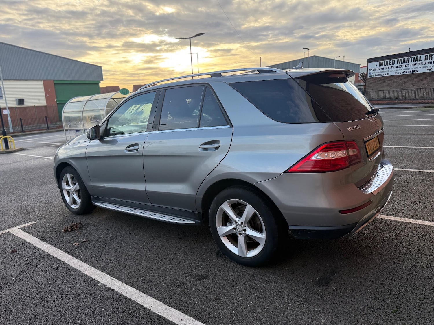 Used Mercedes-Benz M Class 2013 for sale - 76942451: Photo 4