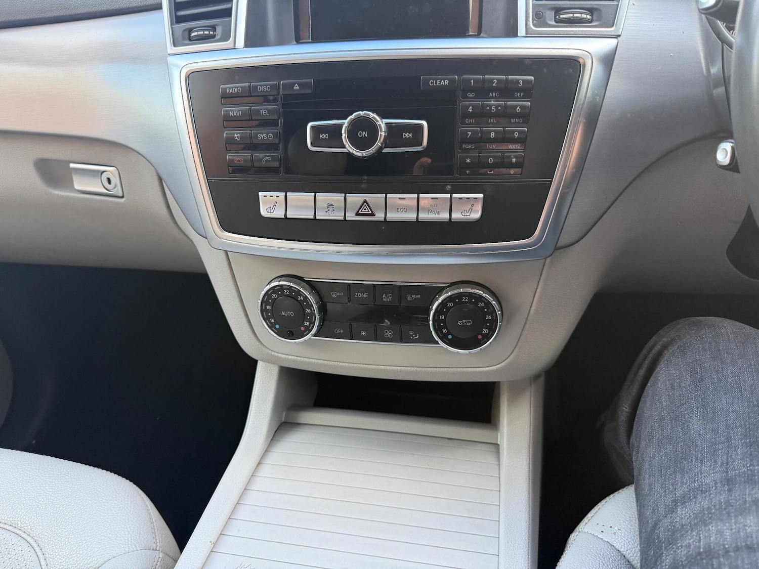 Used Mercedes-Benz M Class 2013 for sale - 76942451: Photo 42