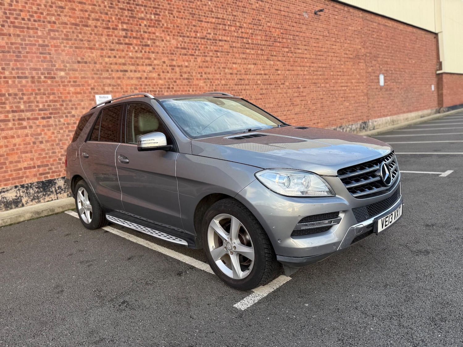 Used Mercedes-Benz M Class 2013 for sale - 76942451: Photo 5