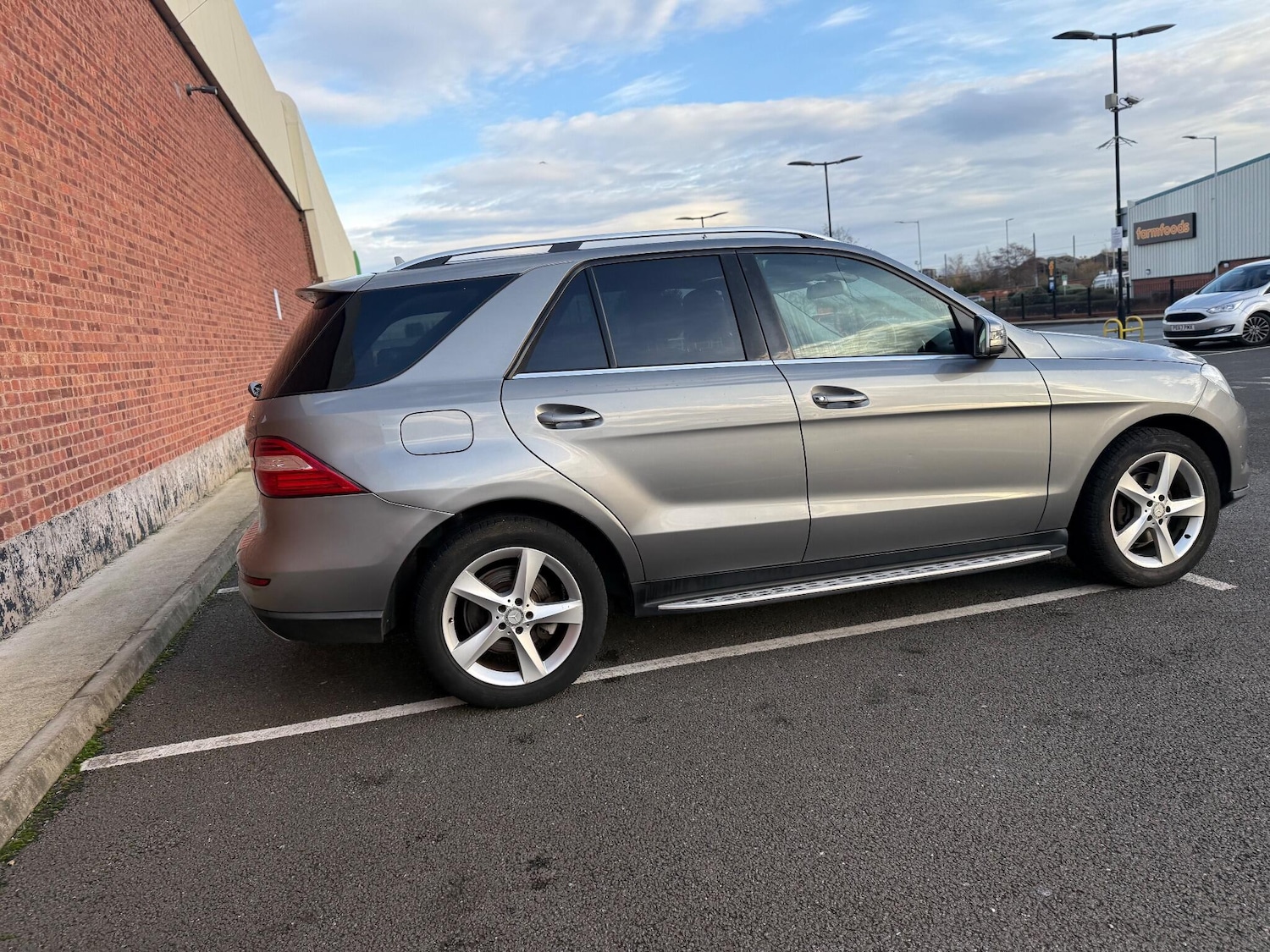 Used Mercedes-Benz M Class 2013 for sale - 76942451: Photo 9