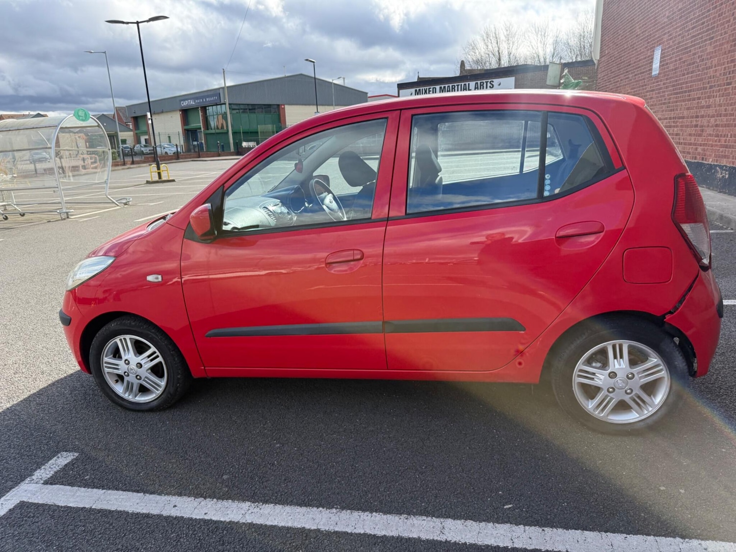Used Hyundai i10 2010 for sale - 78019525: Photo 11