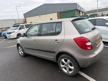 Used Skoda Fabia 2009 for sale - 77198309: Photo
