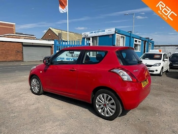 Used Suzuki Swift 2013 for sale - 75687686: Photo