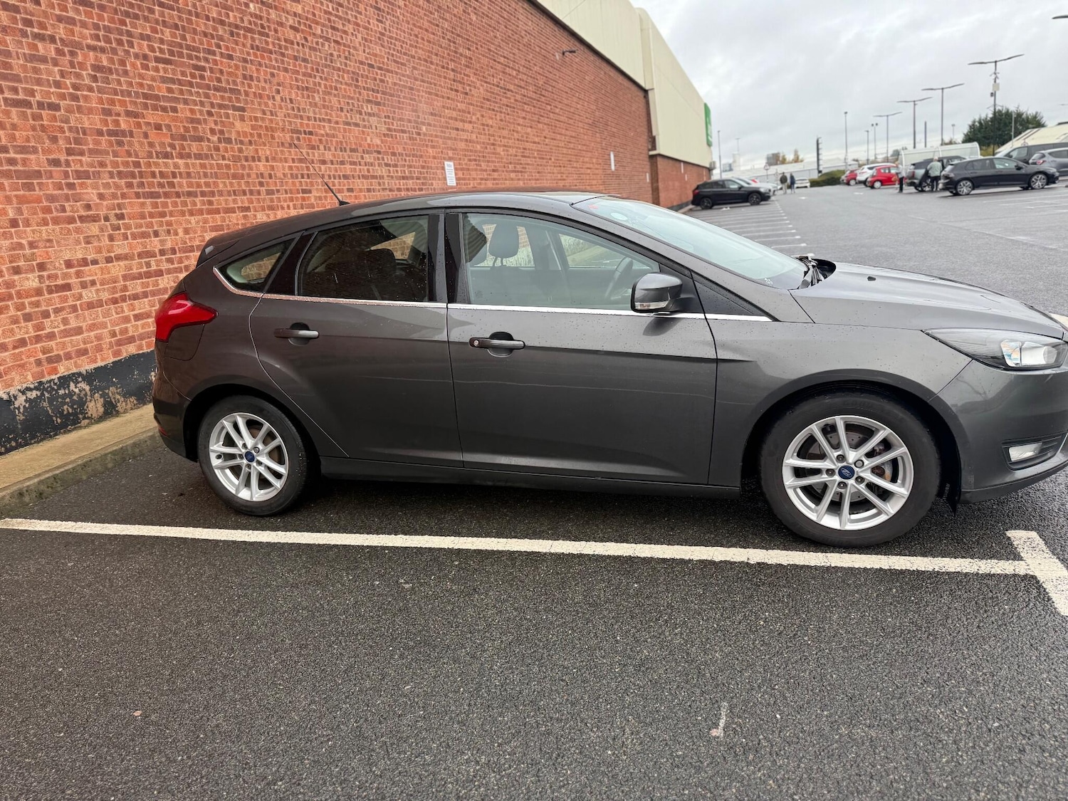 Used Ford Focus 2015 for sale - 76409449: Photo 13