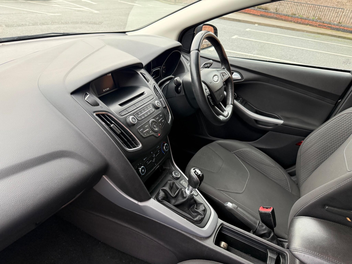 Used Ford Focus 2015 for sale - 76409449: Photo 17