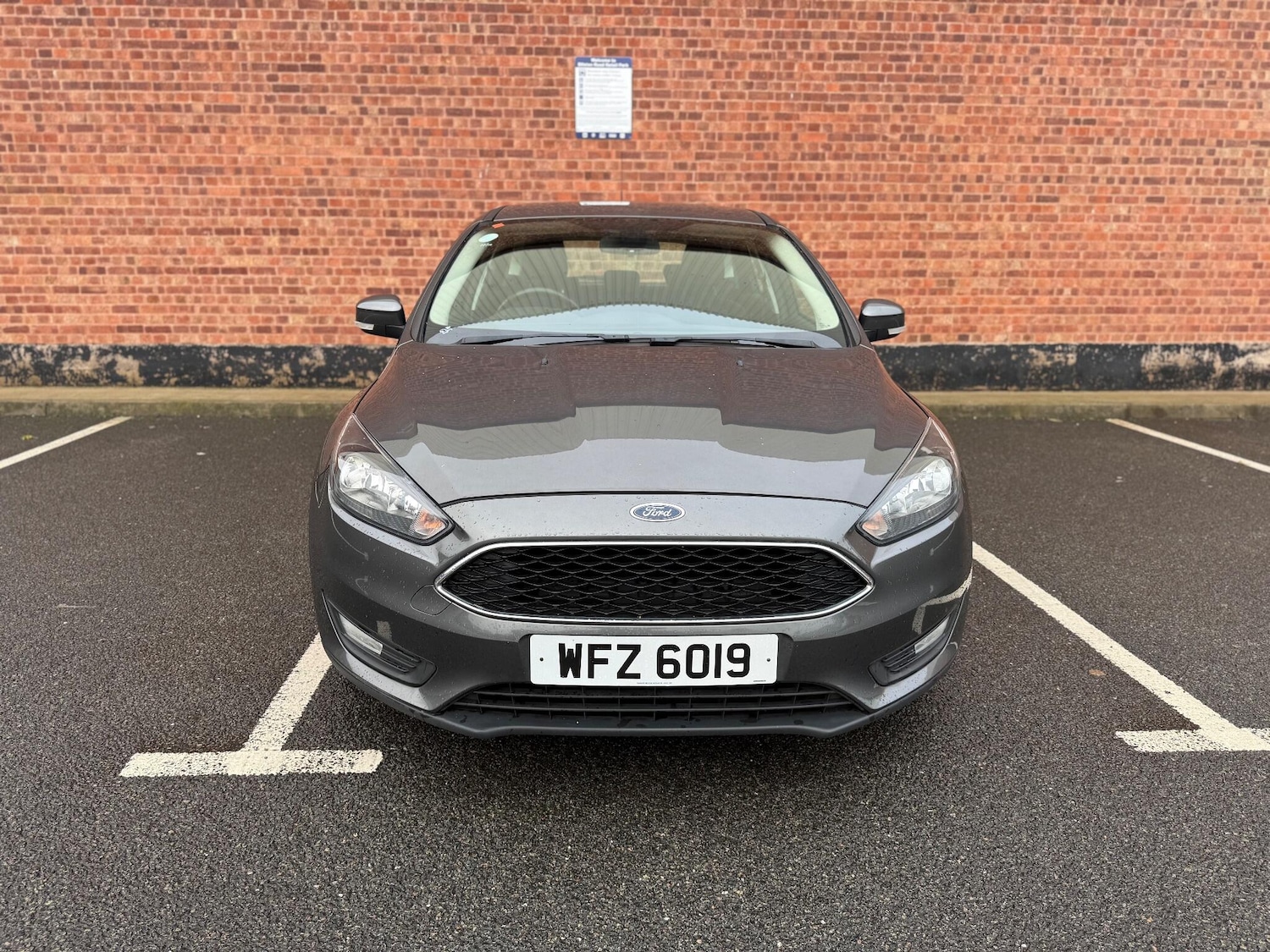 Used Ford Focus 2015 for sale - 76409449: Photo 2