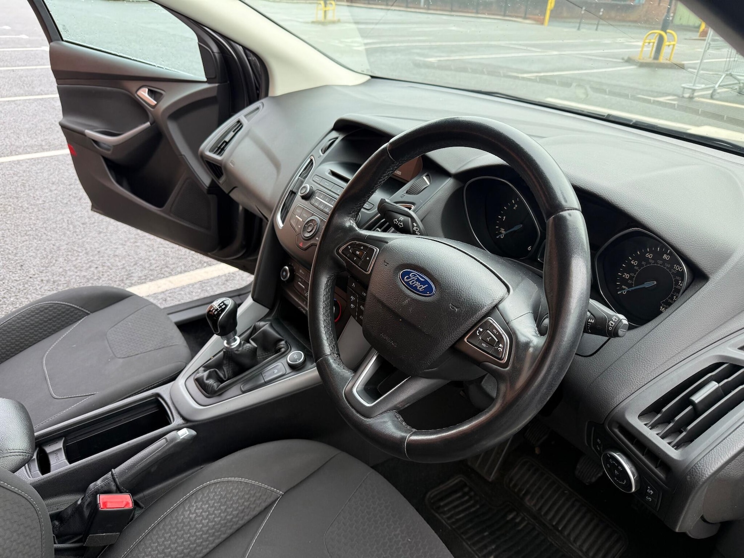 Used Ford Focus 2015 for sale - 76409449: Photo 20