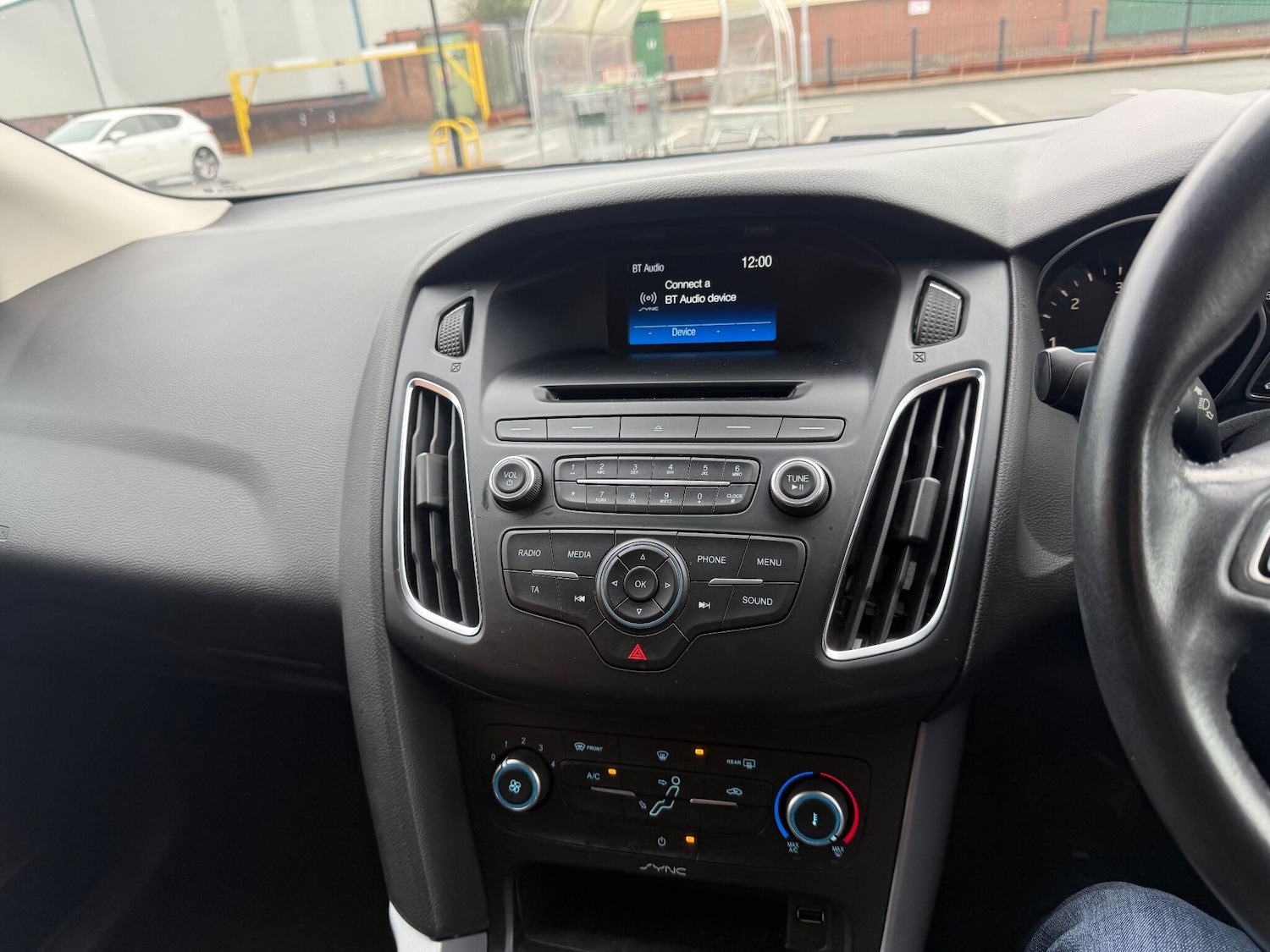 Used Ford Focus 2015 for sale - 76409449: Photo 21