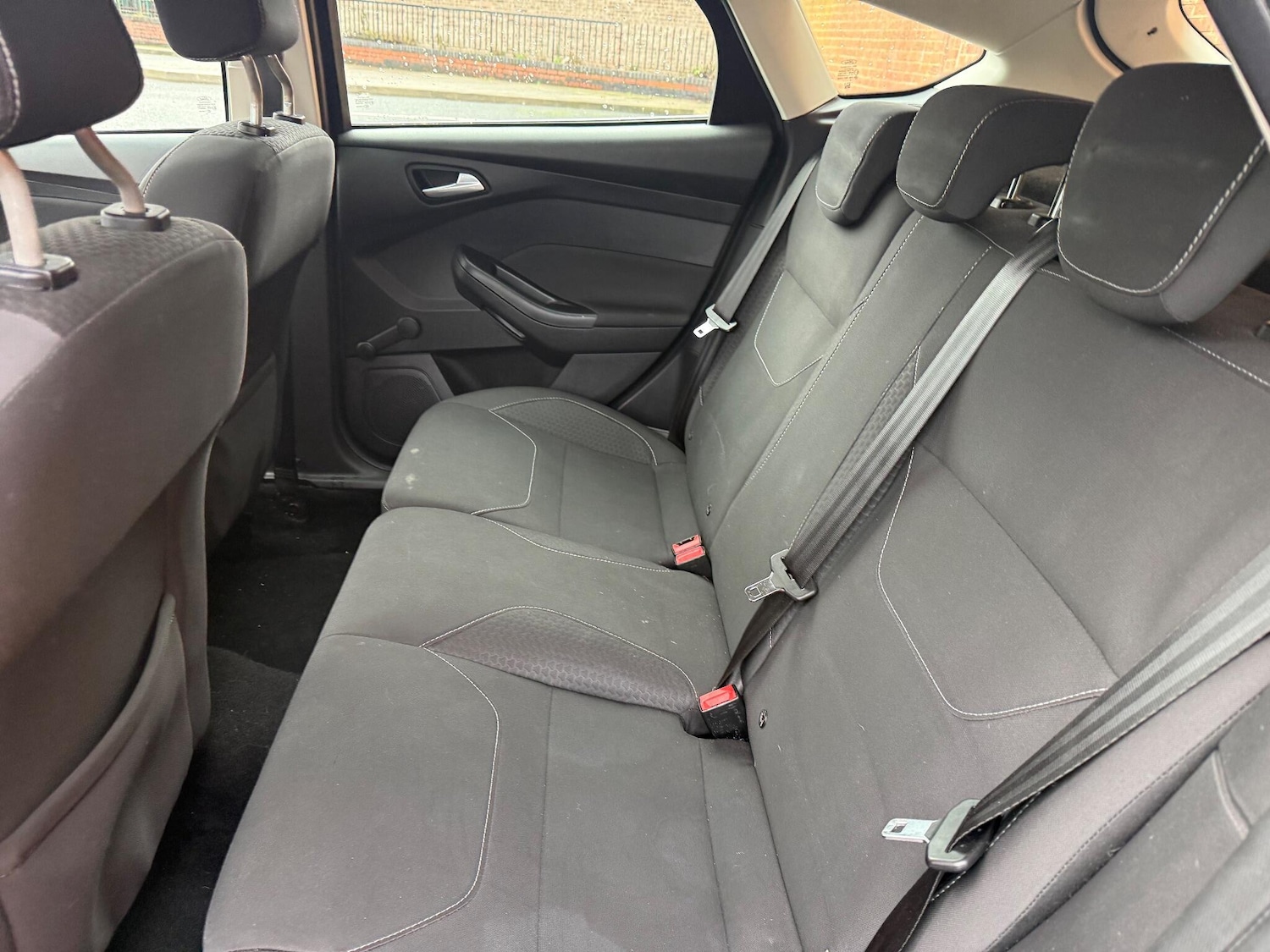 Used Ford Focus 2015 for sale - 76409449: Photo 24