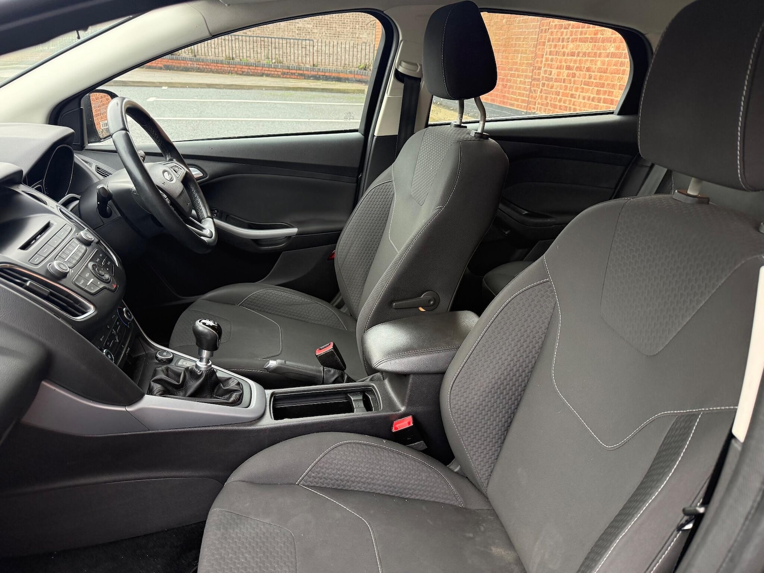 Used Ford Focus 2015 for sale - 76409449: Photo 38