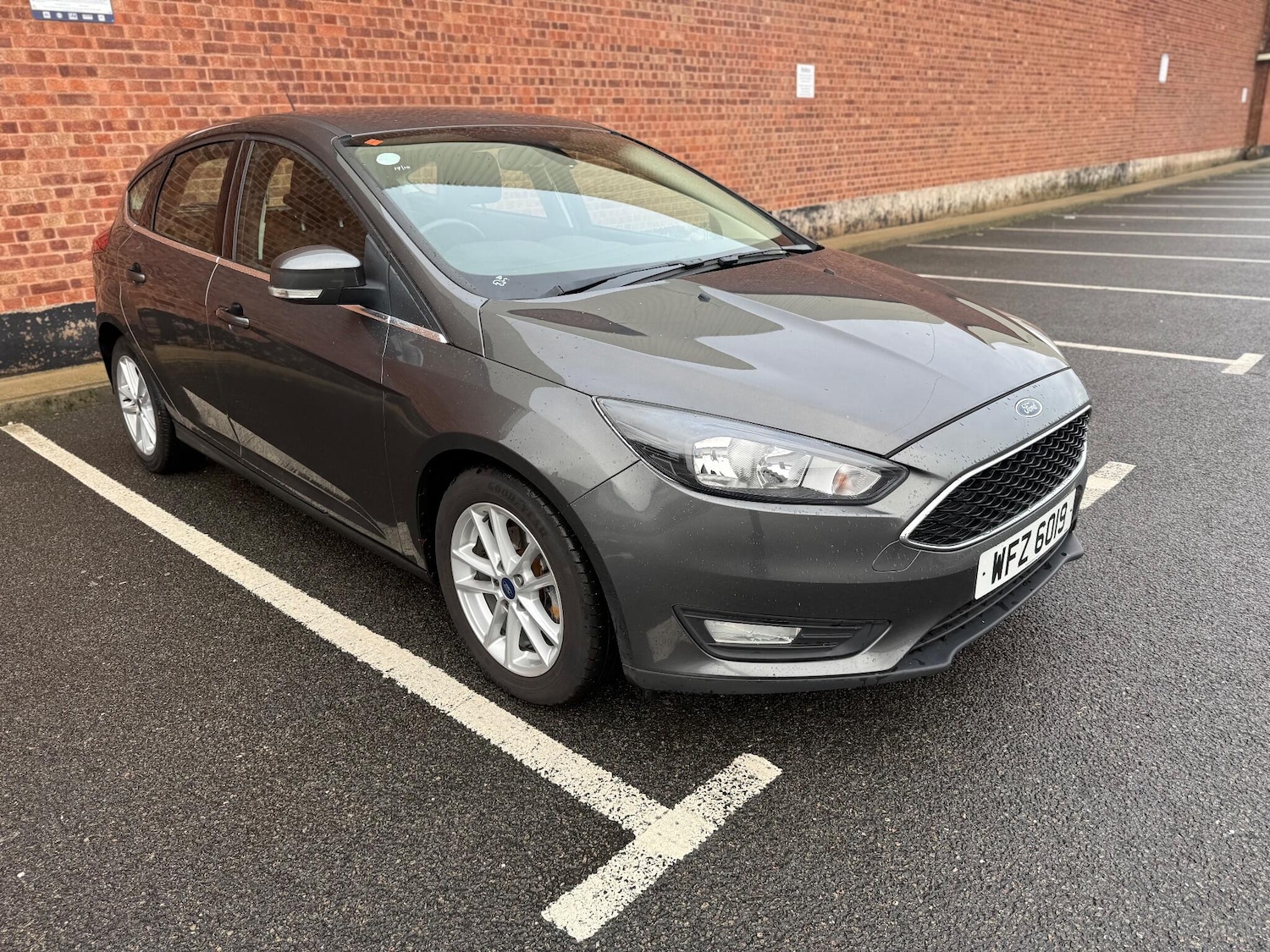 Used Ford Focus 2015 for sale - 76409449: Photo 5