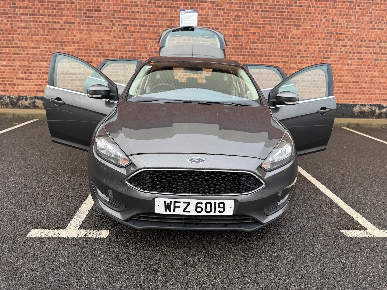 Used Ford Focus 2015 for sale - 76409449: Photo 7