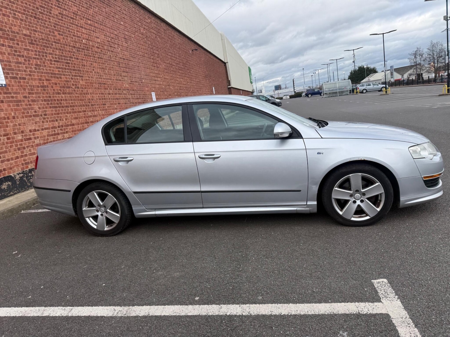 Used Volkswagen Passat 2010 for sale - 78062853: Photo 18