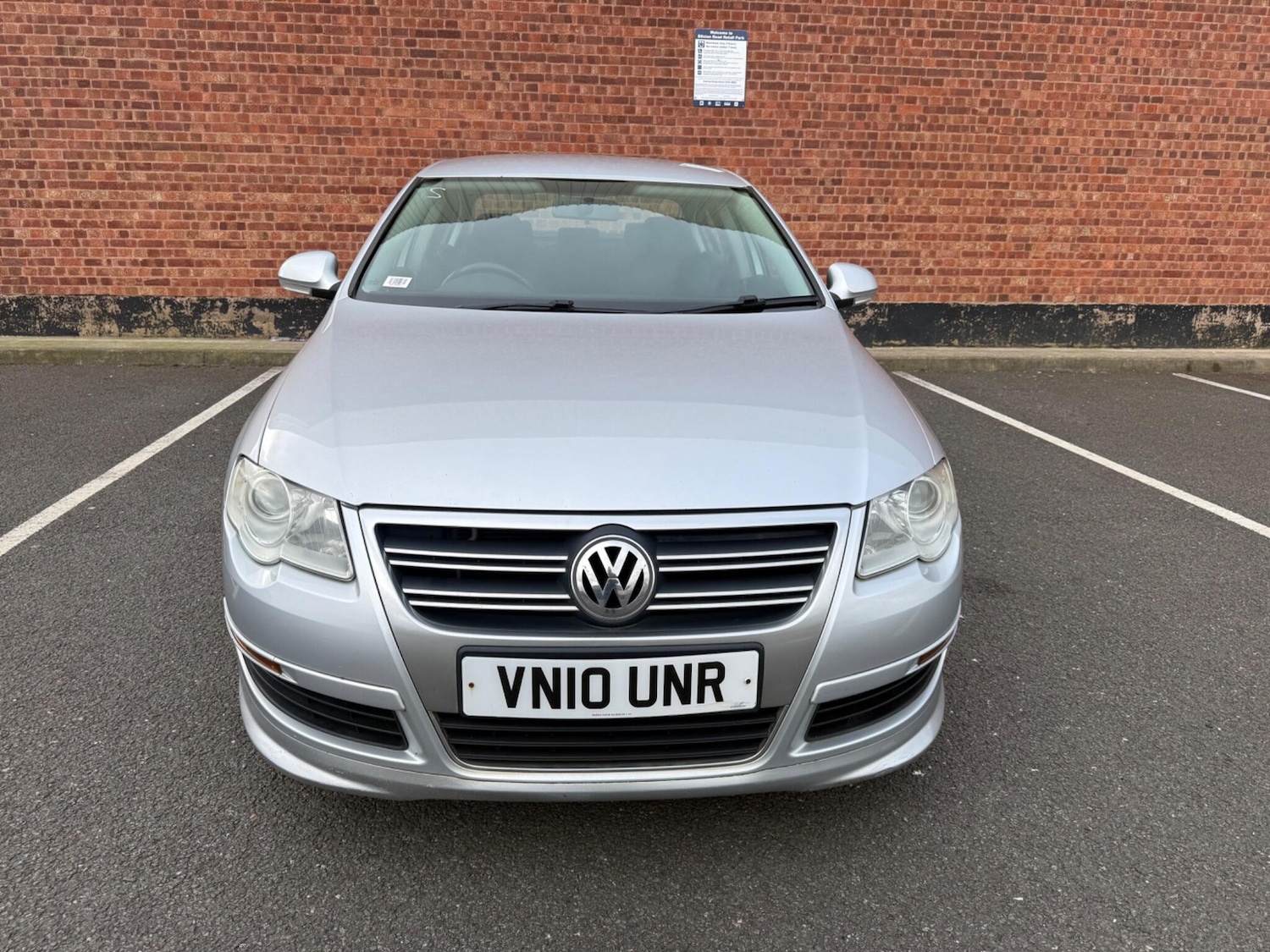 Used Volkswagen Passat 2010 for sale - 78062853: Photo 2