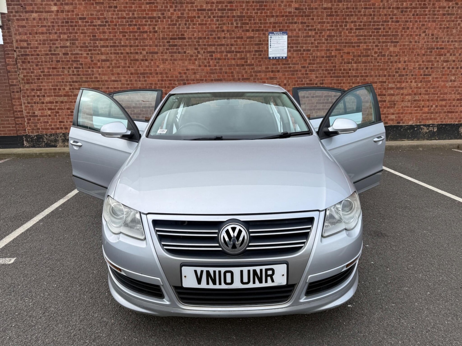 Used Volkswagen Passat 2010 for sale - 78062853: Photo 8