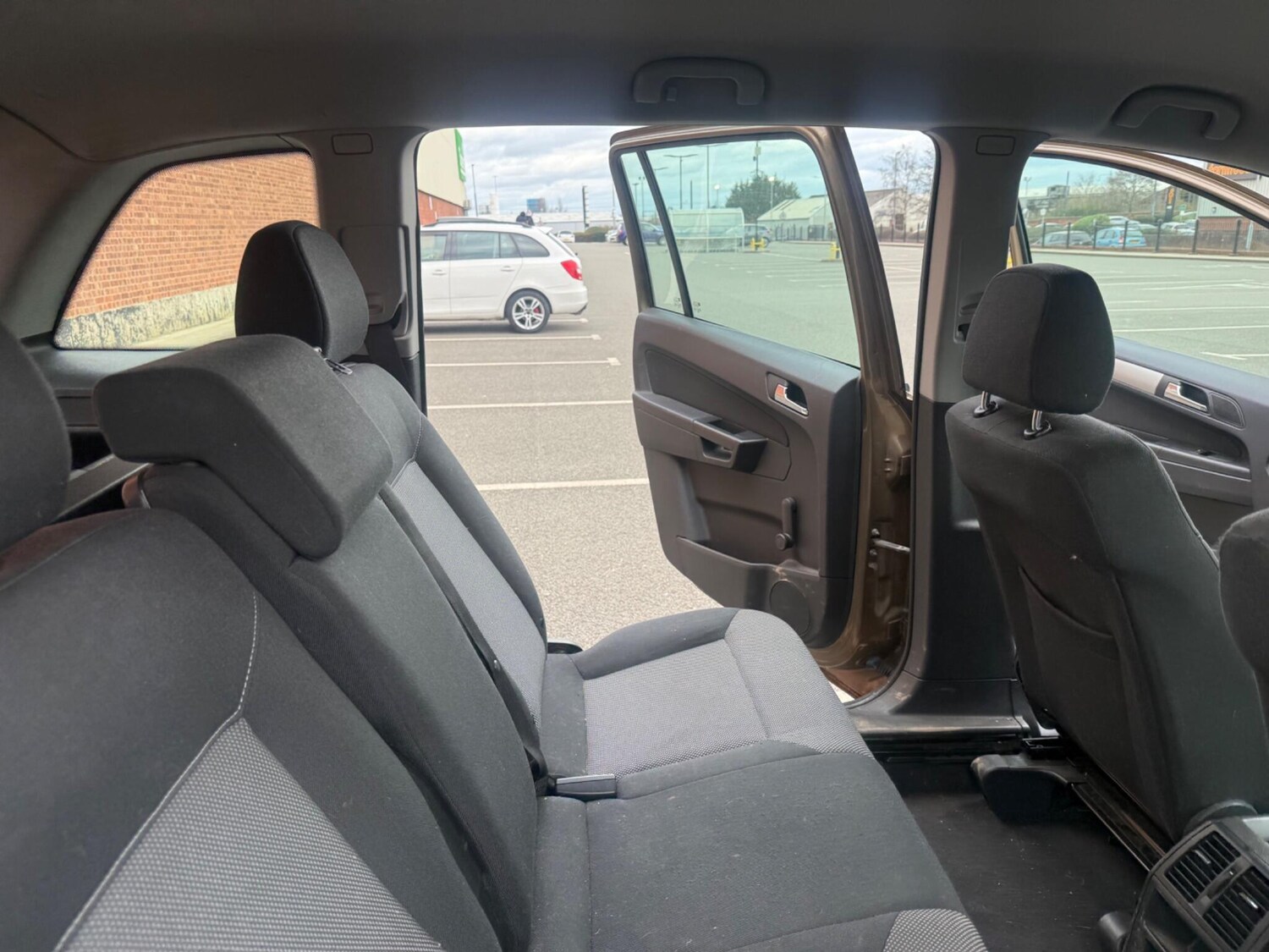 Used Vauxhall Zafira 2013 for sale - 77855241: Photo 25