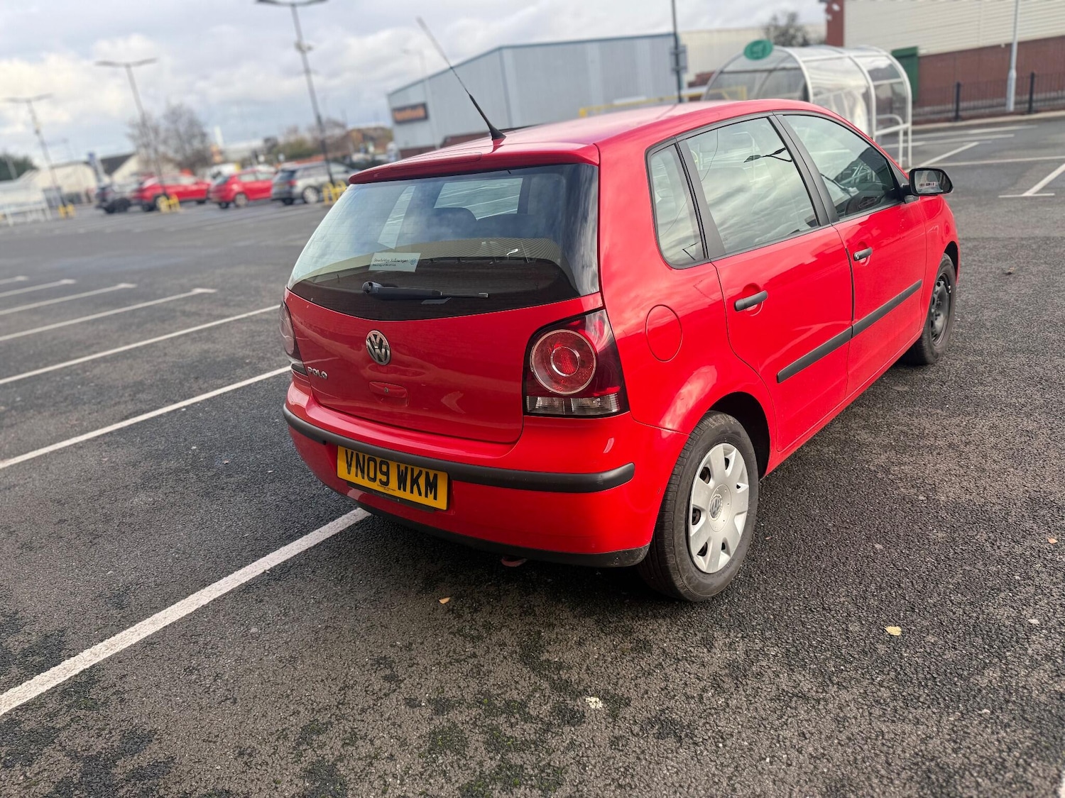 Used Volkswagen Polo 2009 for sale - 76634154: Photo 11
