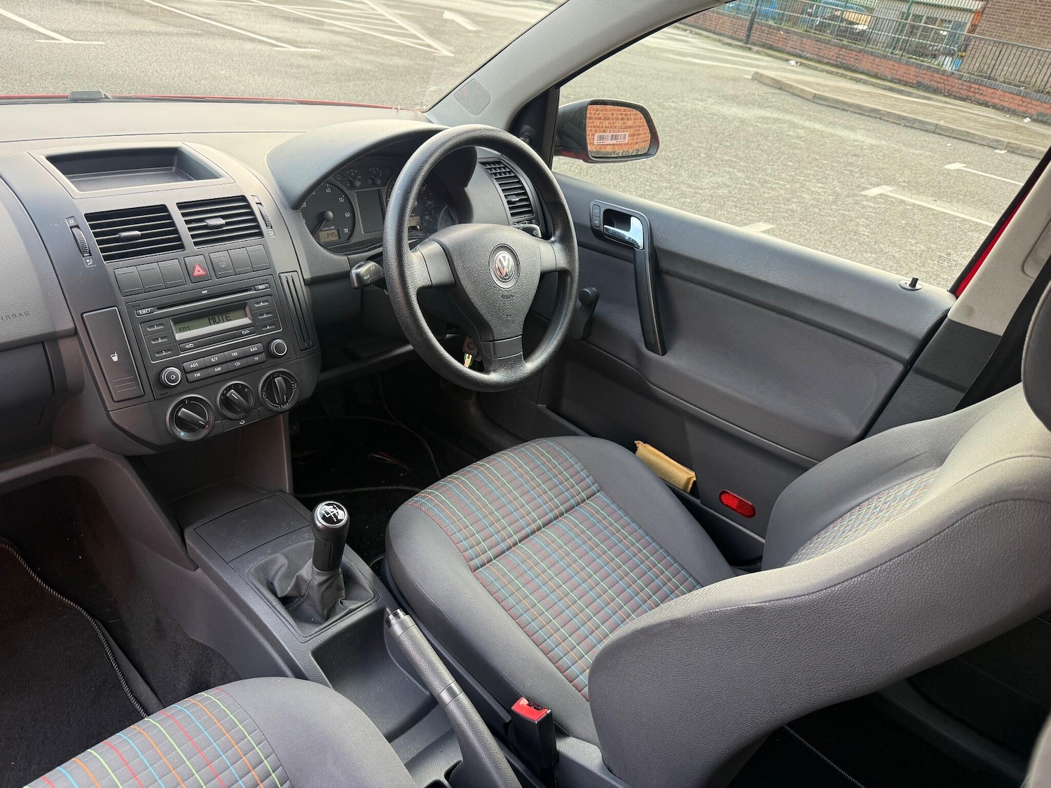 Used Volkswagen Polo 2009 for sale - 76634154: Photo 12