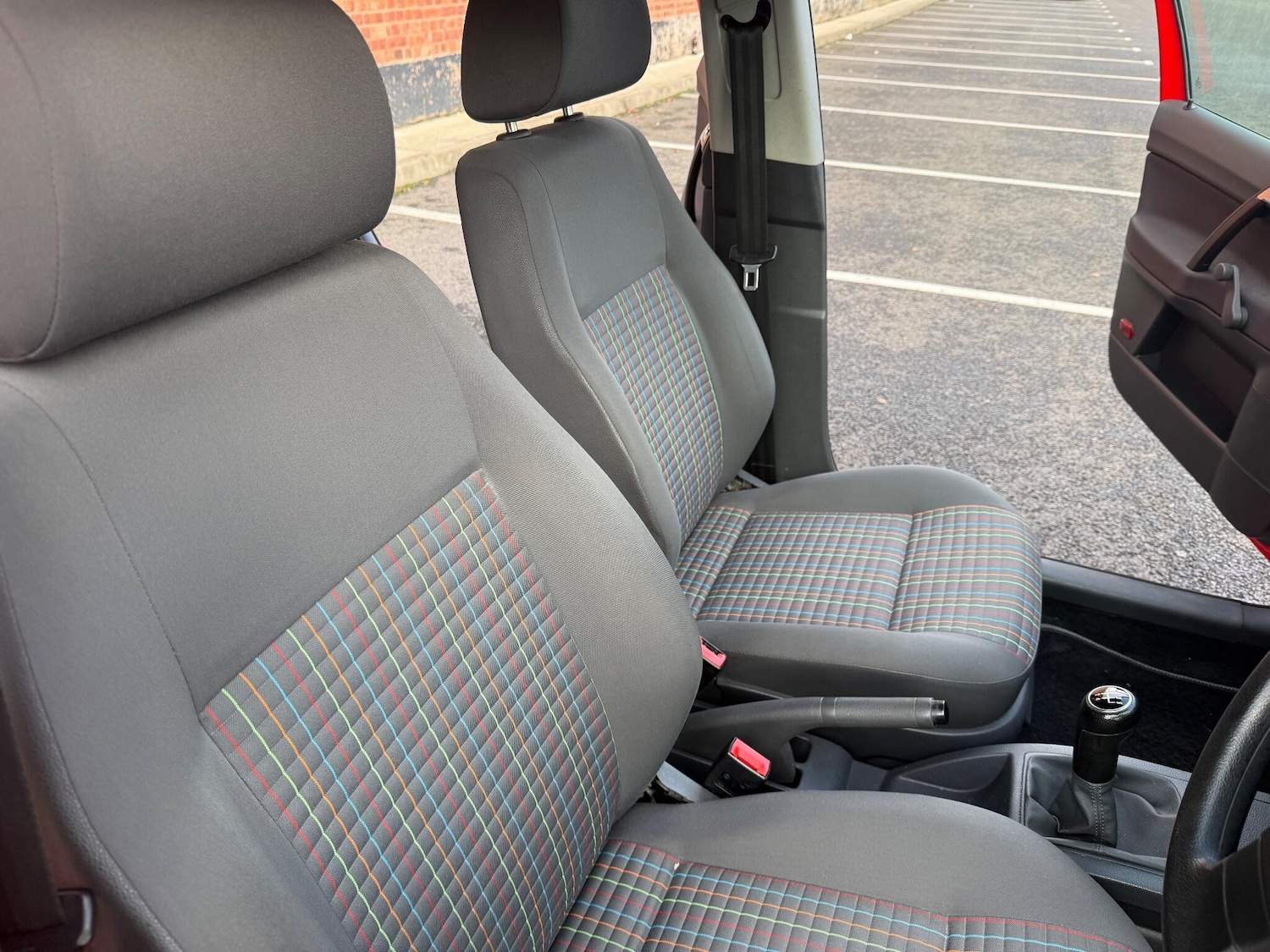 Used Volkswagen Polo 2009 for sale - 76634154: Photo 14