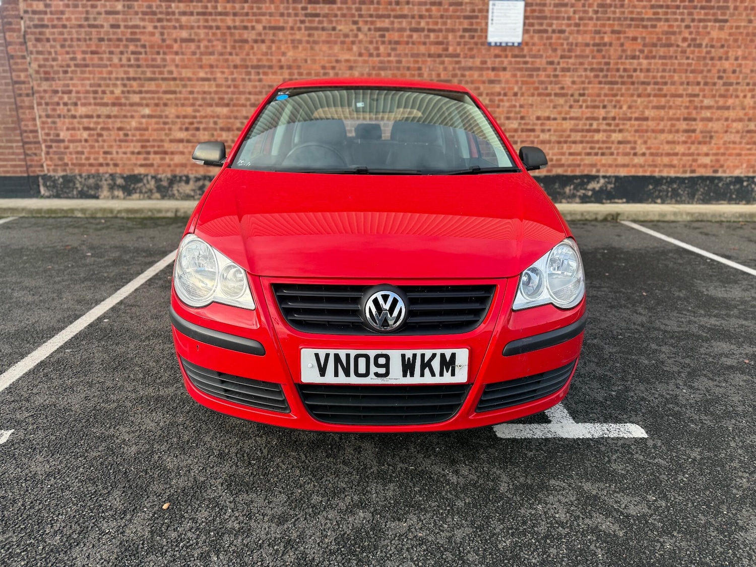 Used Volkswagen Polo 2009 for sale - 76634154: Photo 2