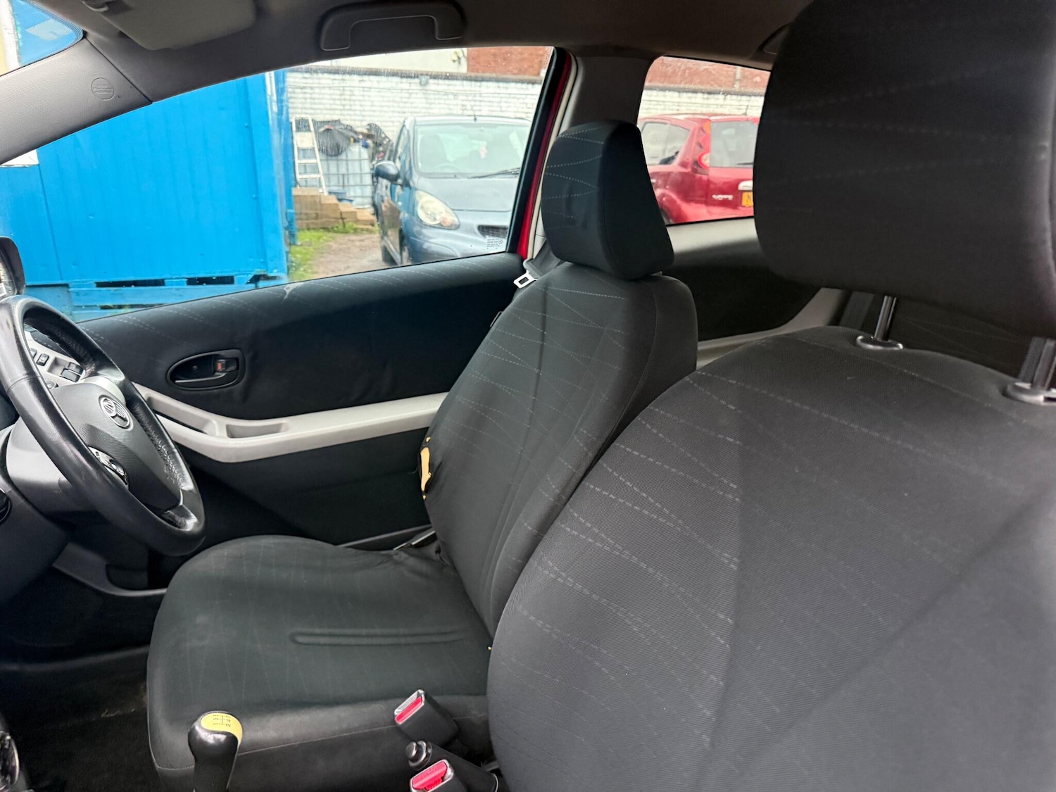 Used Toyota Yaris for sale - 76824555: Photo 24