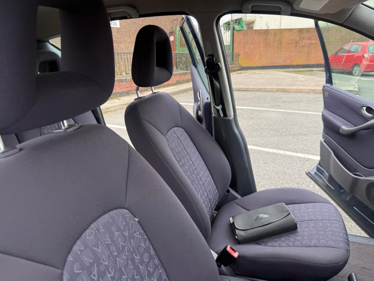 Used Mercedes-Benz A-Class for sale - 77799023: Photo 25