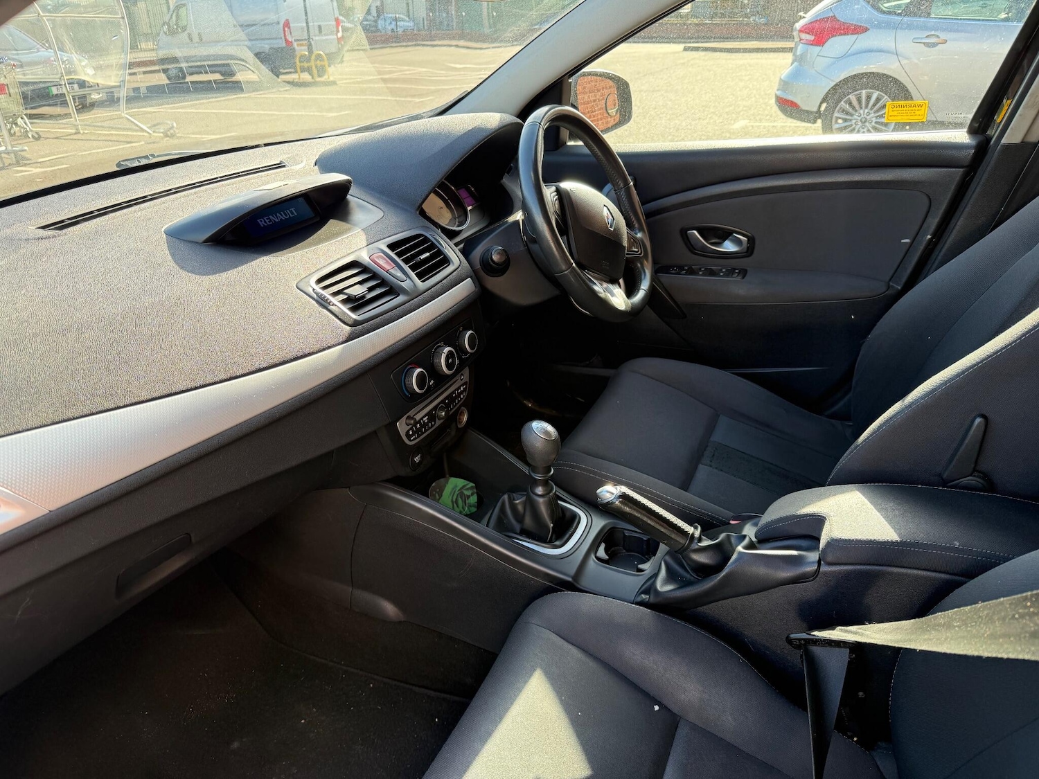 Used Renault Megane 2009 for sale - 76399090: Photo 14