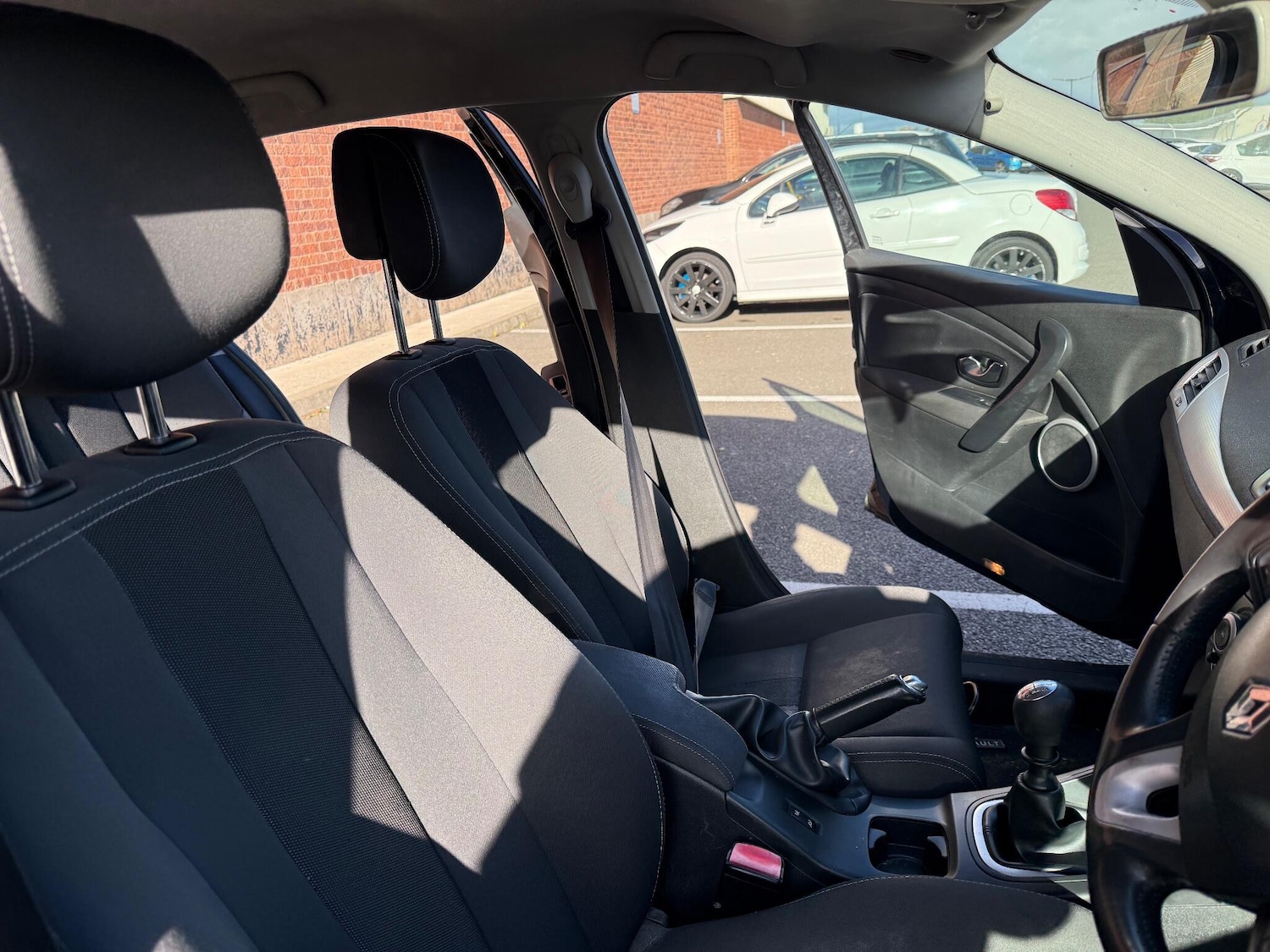 Used Renault Megane 2009 for sale - 76399090: Photo 18