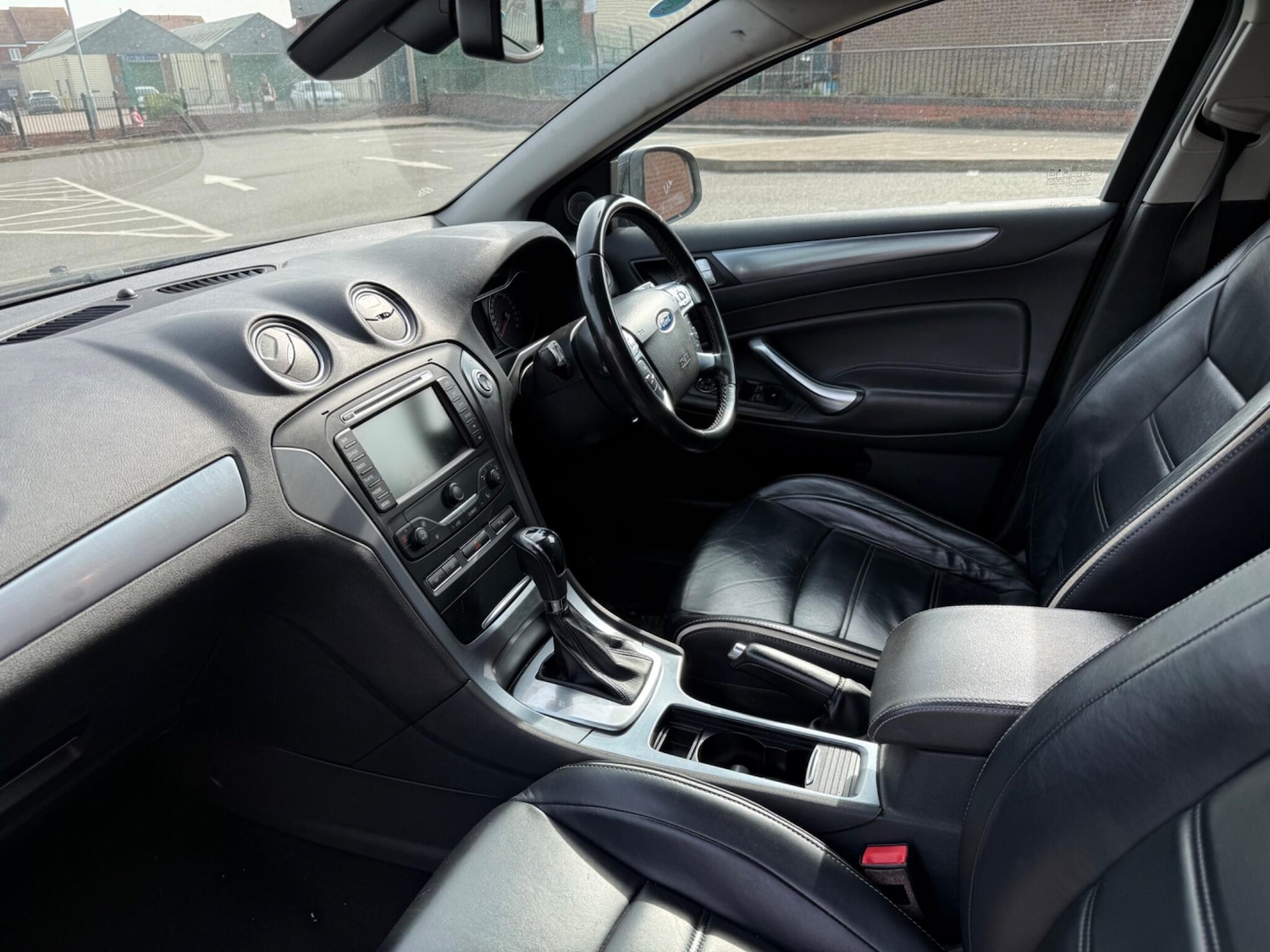 Used Ford Mondeo 2014 for sale - 77969623: Photo 24