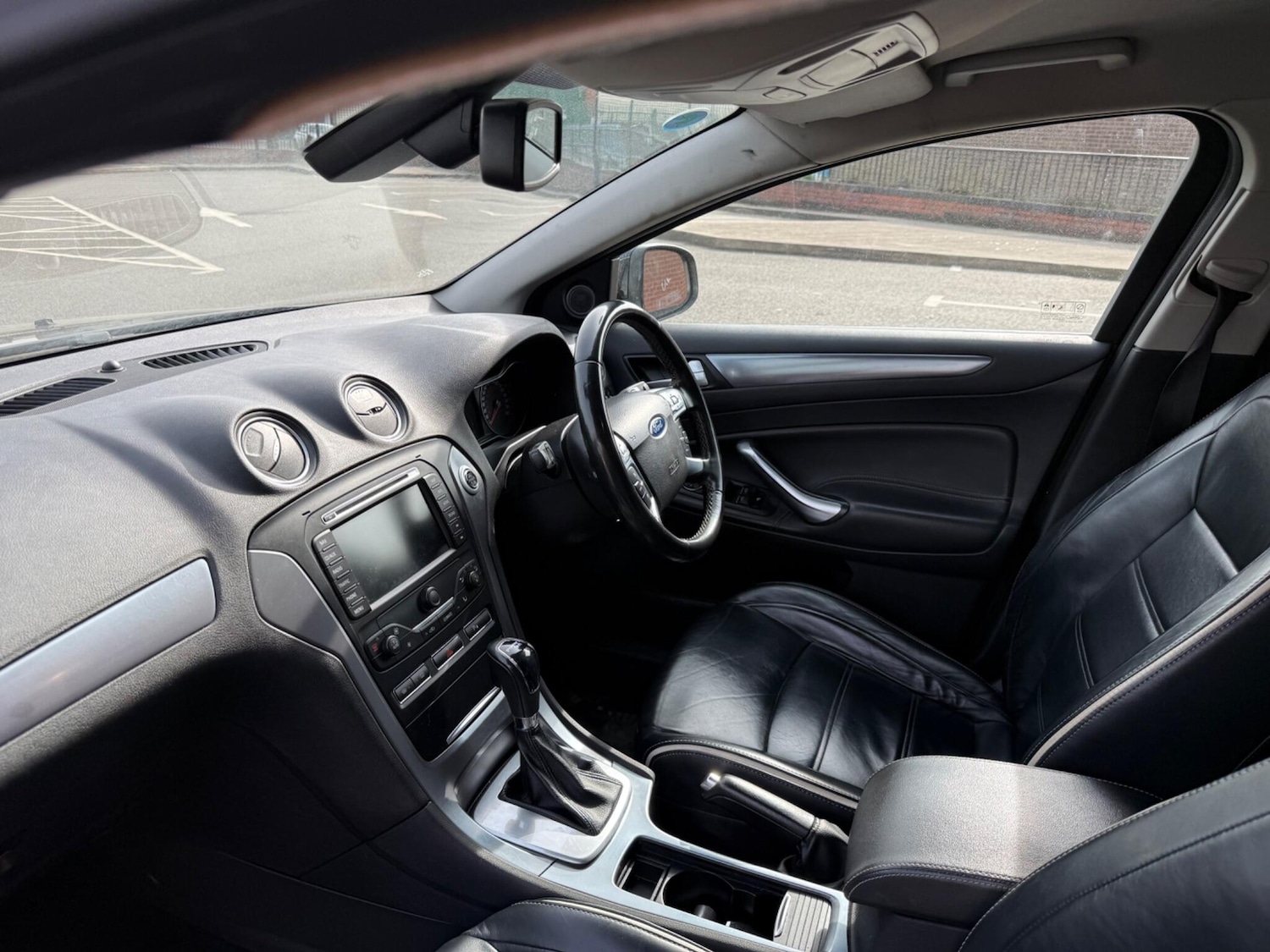 Used Ford Mondeo 2014 for sale - 77969623: Photo 25