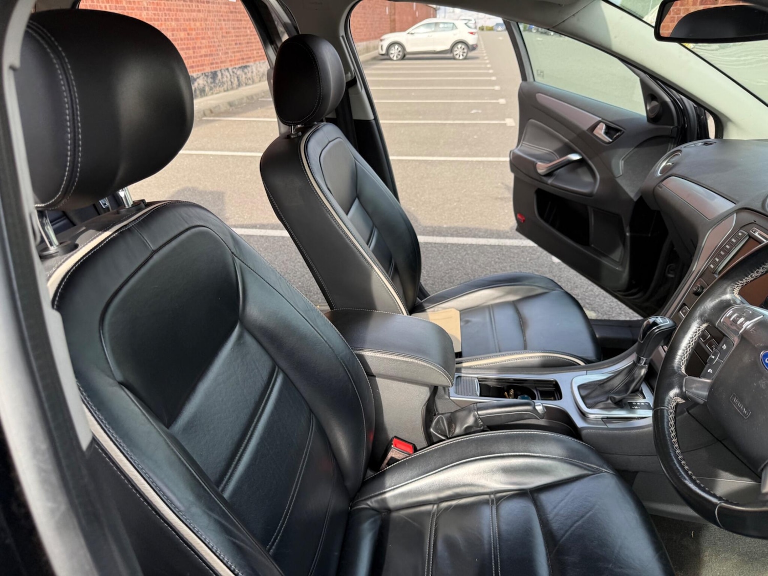 Used Ford Mondeo 2014 for sale - 77969623: Photo 32