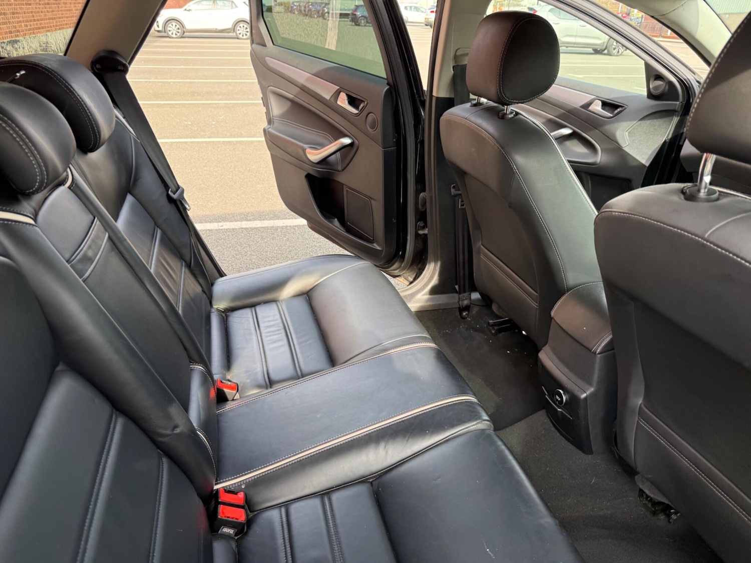 Used Ford Mondeo 2014 for sale - 77969623: Photo 36