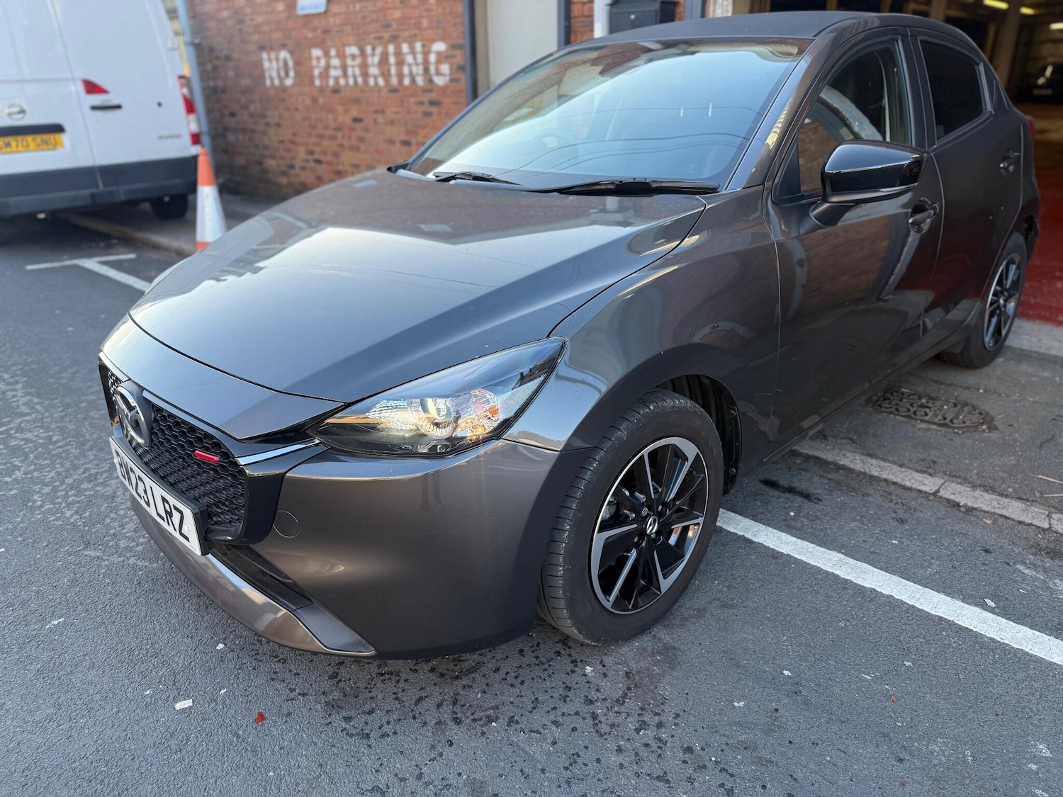 Used Mazda Mazda2 2023 for sale - 77198317: Photo 3
