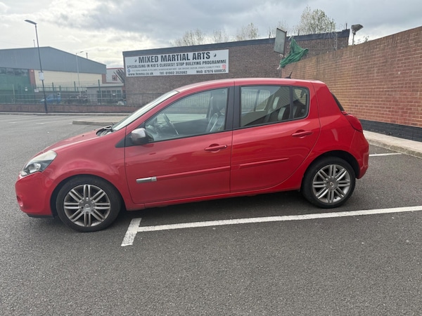 Used Renault Clio 2012 for sale - 76179379: Photo 13