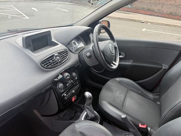 Used Renault Clio 2012 for sale - 76179379: Photo 14