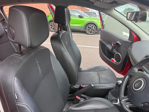 Used Renault Clio 2012 for sale - 76179379: Photo 20